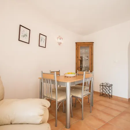 Abahana Villas Garduix カルプ